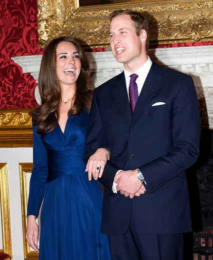 KATE REIGNITES TREND FOR BLUE SAPPHIRE