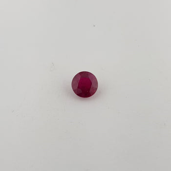 0.89ct Round Faceted Ruby 5.6mm